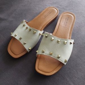 Women's White and Gold Studded Sophia Milano Sandals - 10